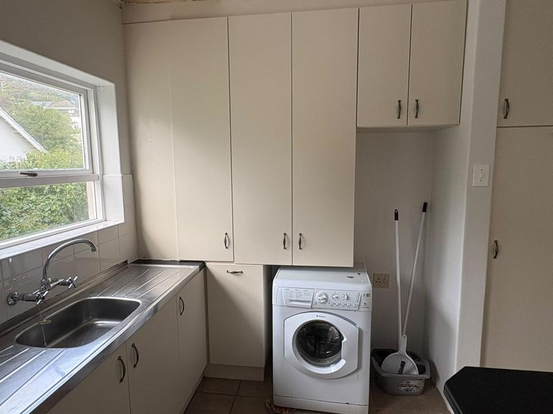 To Let 2 Bedroom Property for Rent in Fish Hoek Western Cape